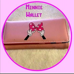 Woman’s Disney Minnie Mouse wallet